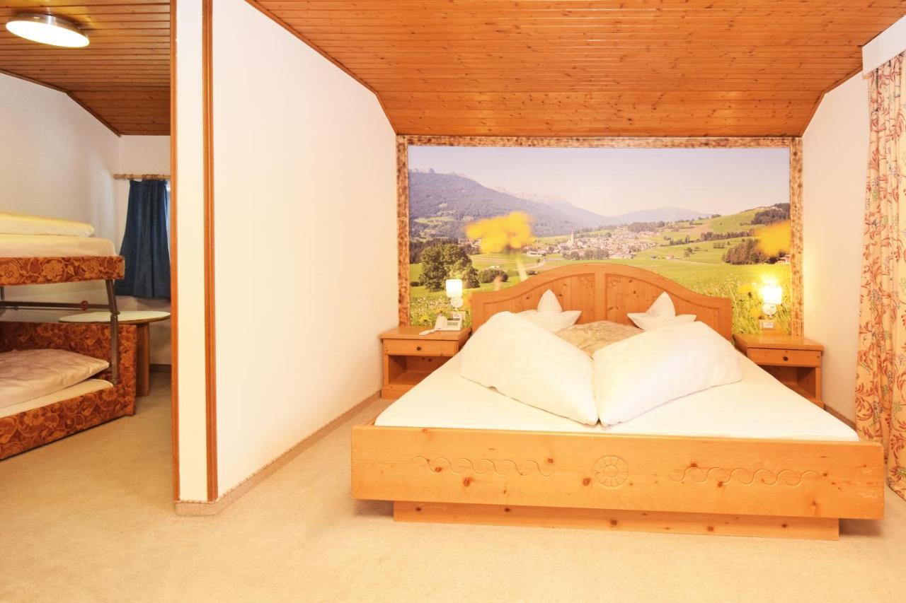 Hotel Chalet Olympia Monguelfo-Tesido / Welsberg-Taisten Dış mekan fotoğraf